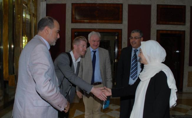 شمالي خلال زيارته النائب بهية الحريري