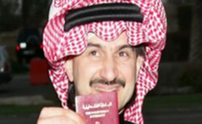 الوليد بن طلال يحمل الجواز الفلسطيني