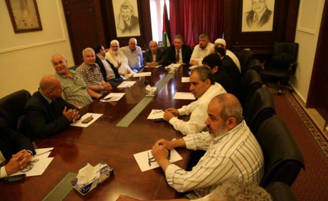 خلال اجتماع للقيادة الفلسطينية