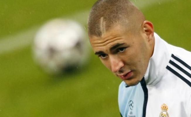 هاجم فريق ريال مدريد الفرنسي كريم بنزيما