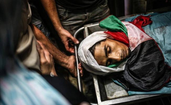 أحد شهداء غزة بمواجهات أمس مع العدو 