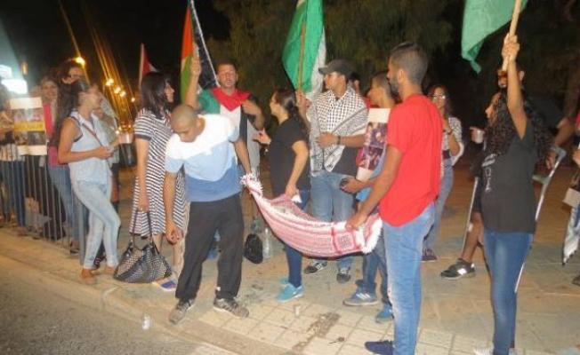 مسيرة احتجاجاً على حرق الرضيع علي دوابشة