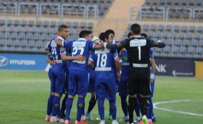الأهلي يتعادل مع الملعب المالي بالكونفدرالية
