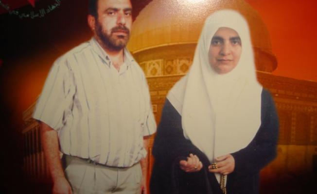 الأسيرة منى قعدان