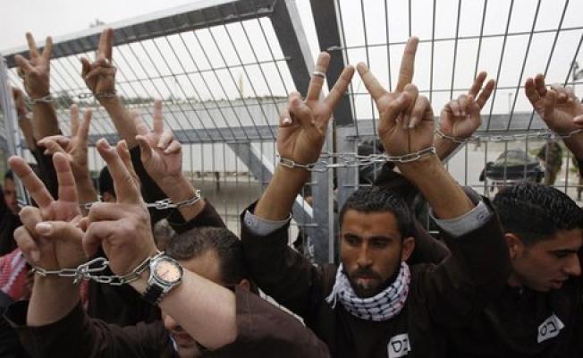 فلسطينيون وسوريون في سجن كرموز بمدينة الاسكندرية