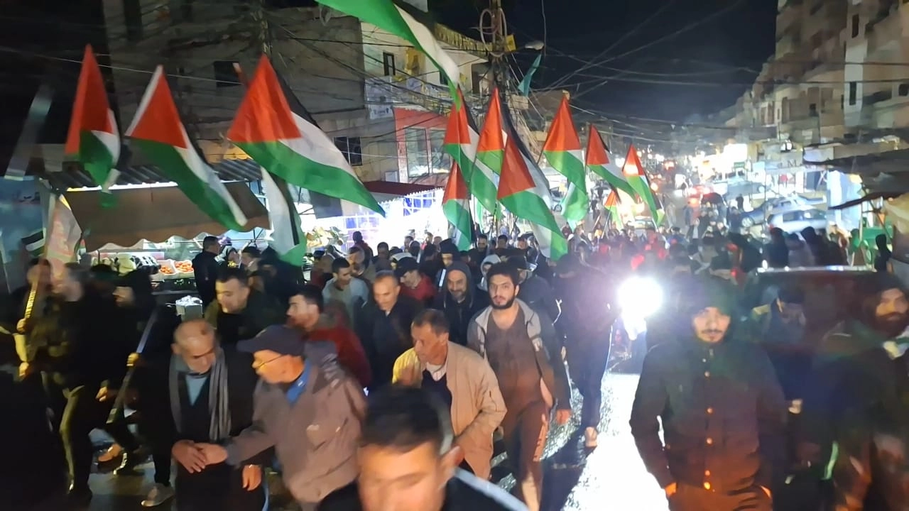خلال المسيرة