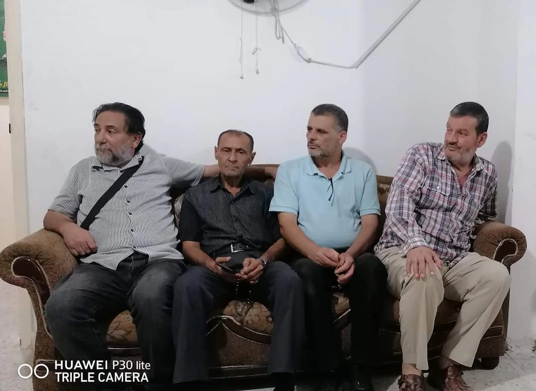 من اللقاء