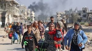قصف مدينة غزة وتهجير سكانها