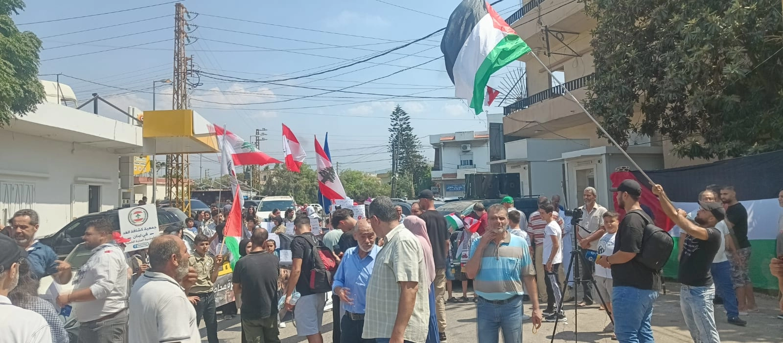 خلال الوقفة في المنية 2