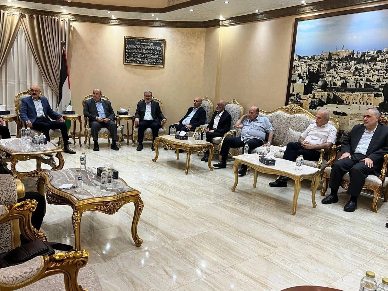 الصورة الثانية للخبر