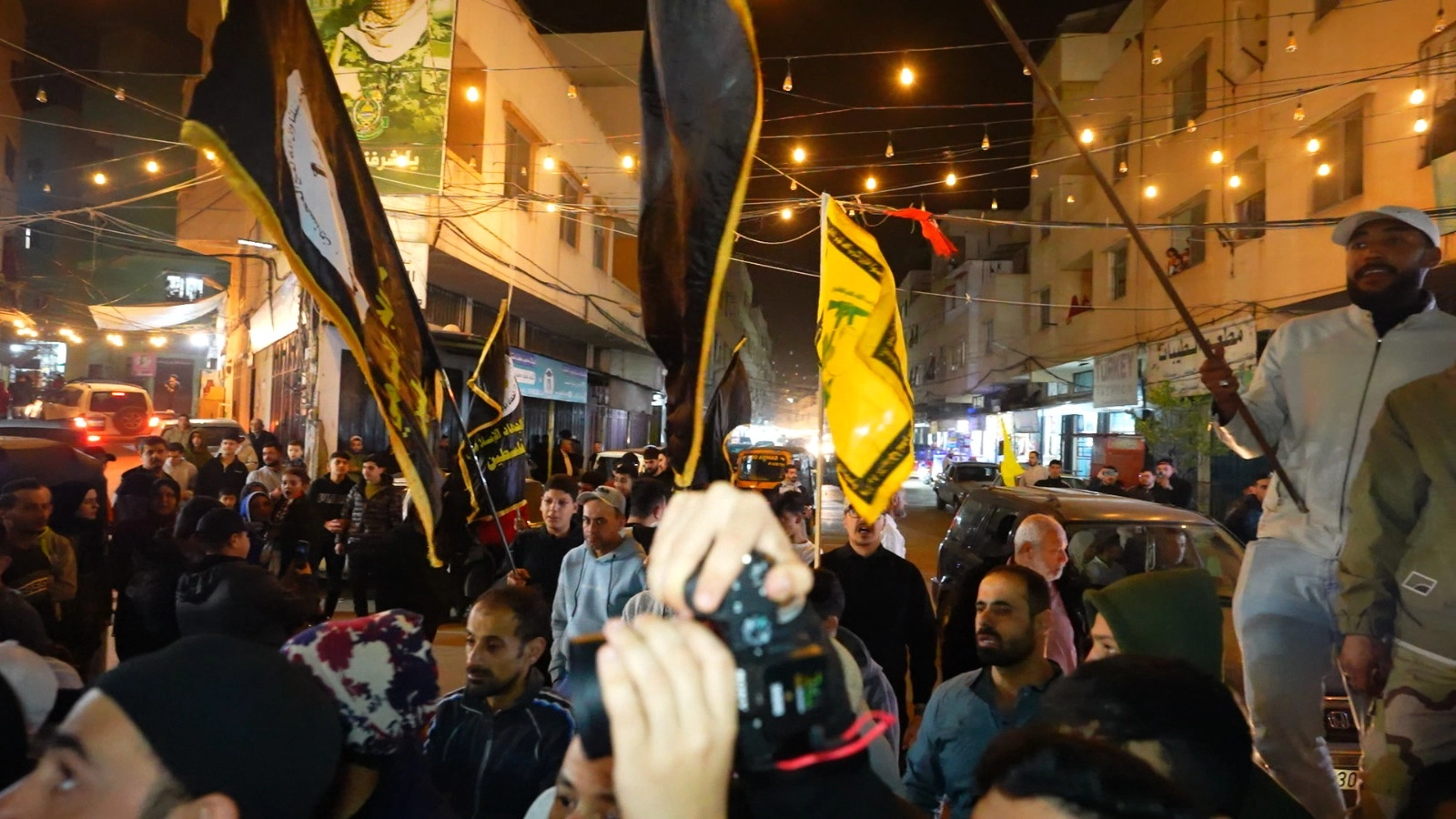 خلال المسيرة في البارد