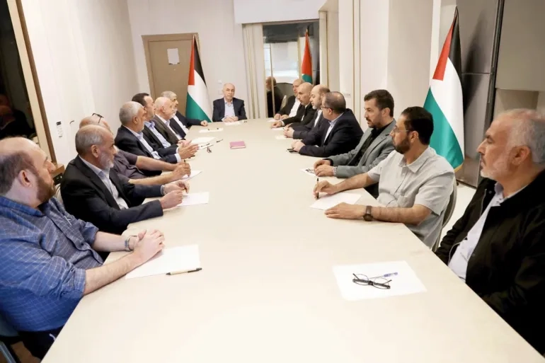 صورة من إحدى جلسات الانتخاب 1